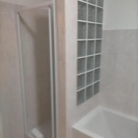Altido Beautiful 3br For 6, Near Lake Como Apartment Brunate